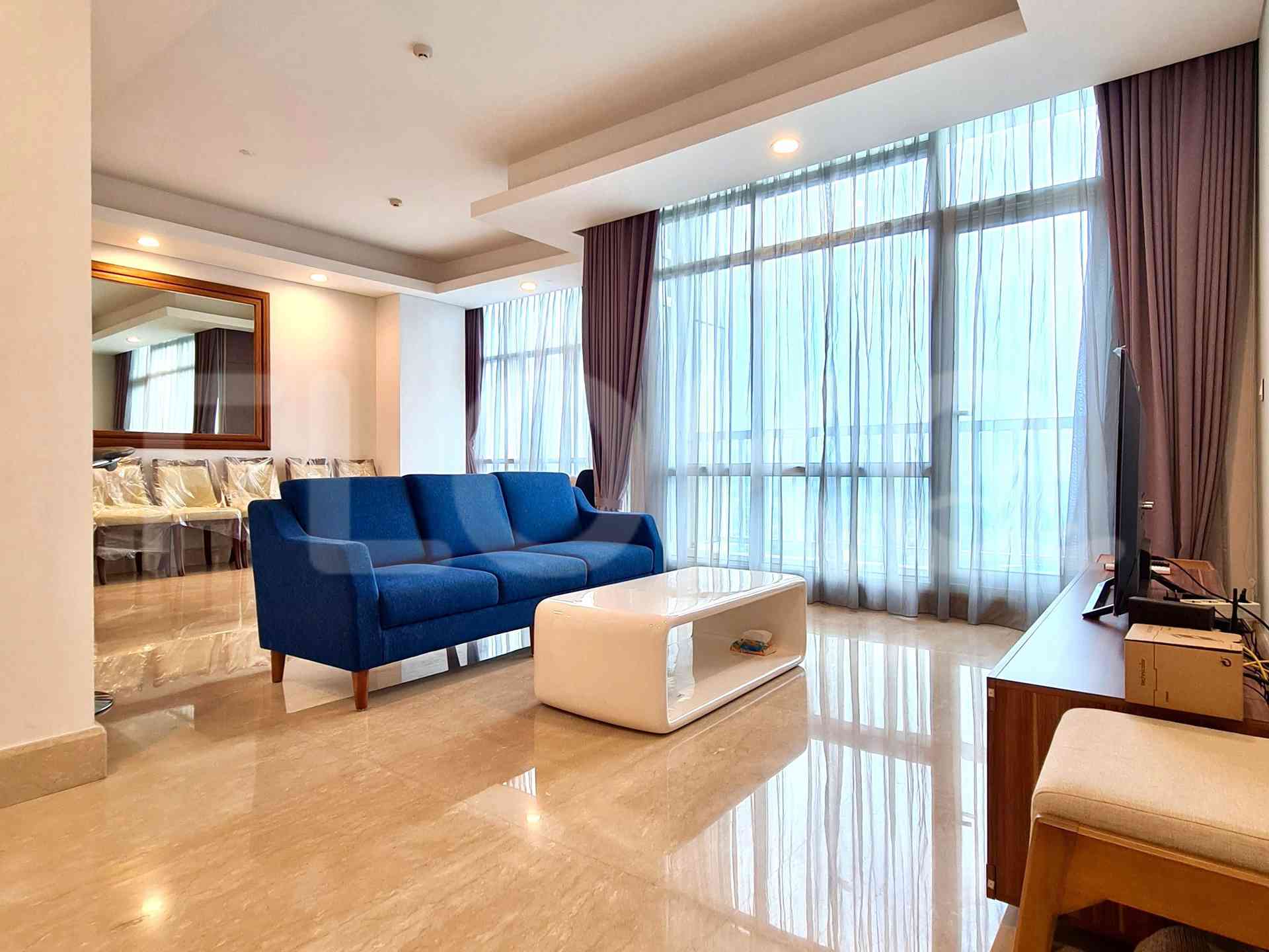 169 sqm, 29th floor, 3 BR apartment for sale in Gandaria 2