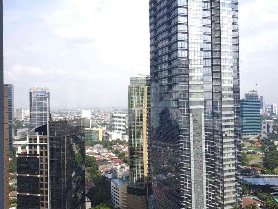 78 sqm, 32nd floor, 2 BR apartment for sale in Kuningan 5