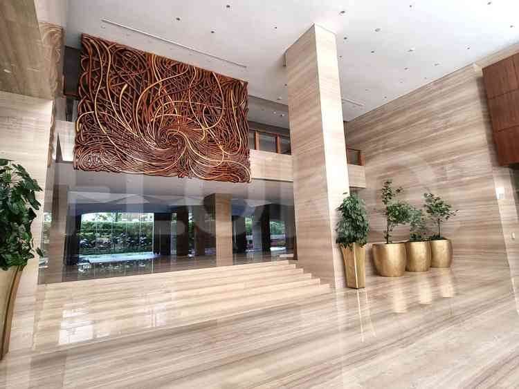 165 sqm, 30th floor, 3 BR apartment for sale in Gandaria 11