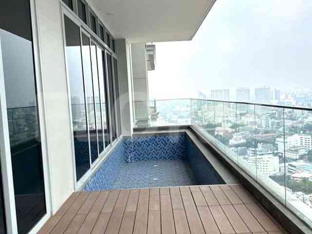 359 sqm, 20th floor, 3 BR apartment for sale in Kebon Sirih 1