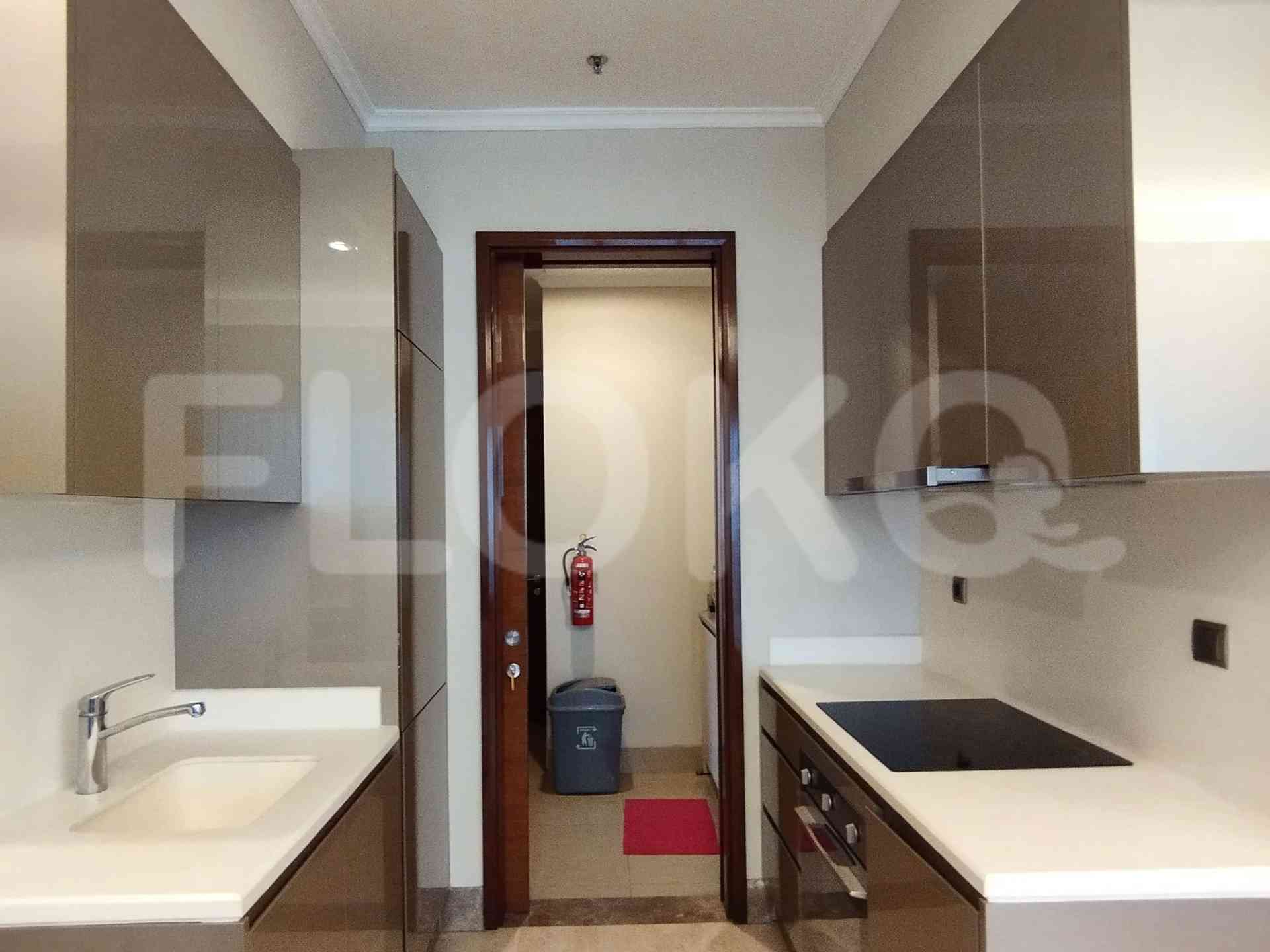 Dijual Apartemen 2 BR, Lantai 17, Luas 153 m2 di Senopati 3