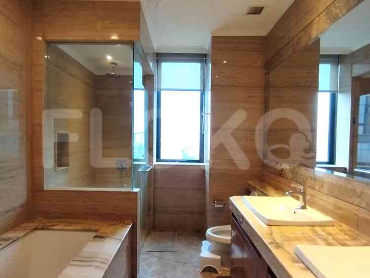 Dijual Apartemen 2 BR, Lantai 17, Luas 153 m2 di Senopati 6