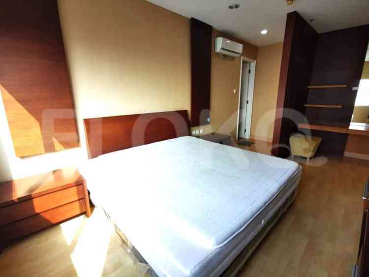 127 sqm, 25th floor, 3 BR apartment for sale in Kebayoran Lama 3