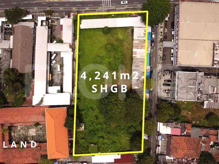 Disewakan Tanah Luas 4241 m2 di Jl. Senen Raya, Senen 1