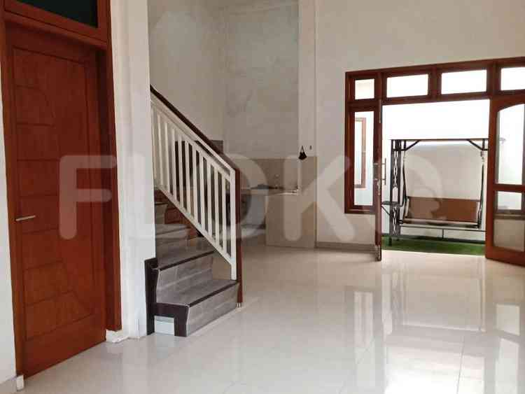 200 sqm, 2 BR house for rent in Jl Cisanggarung 2, Kelapa Gading 3