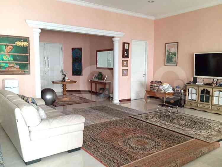 Dijual Rumah 6 BR, Luas 10 m2 di Jl. Haji Naim, Cipete 4