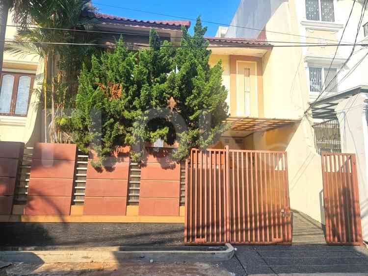 300 sqm, 4 BR house for rent in Sunter Garden, Sunter 1