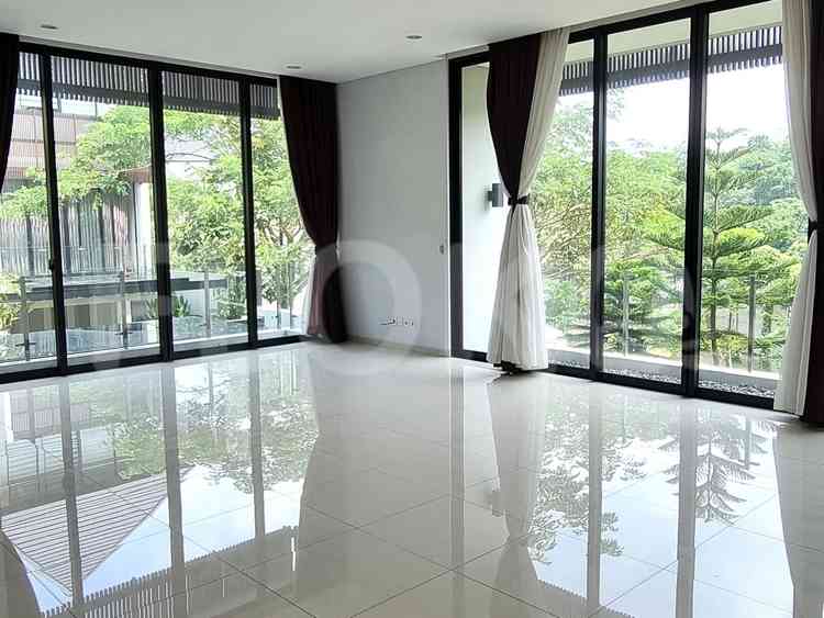 260 sqm, 3 BR house for rent in Jalan Serenia Hills, Lebak Bulus 2