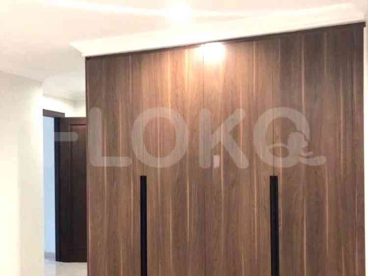 159 sqm, 30th floor, 3 BR apartment for sale in Kebayoran Lama 1