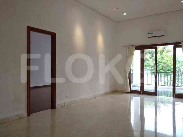 1000 sqm, 5 BR house for rent in Cilandak, Cilandak 3