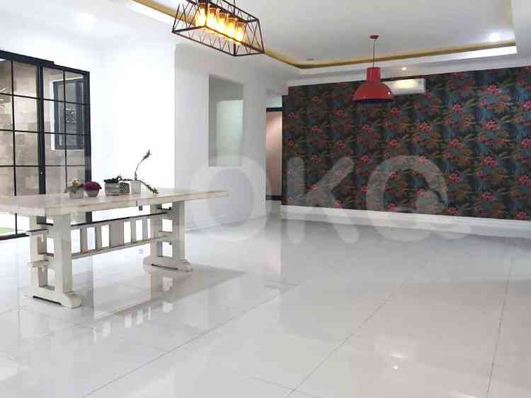 Disewakan Rumah 3 BR, Luas 250 m2 di Cilandak, Cilandak 4