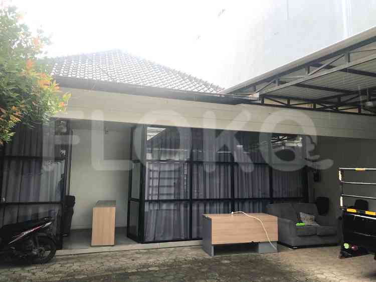 Disewakan Rumah 4 BR, Luas 300 m2 di Menteng, Menteng 1