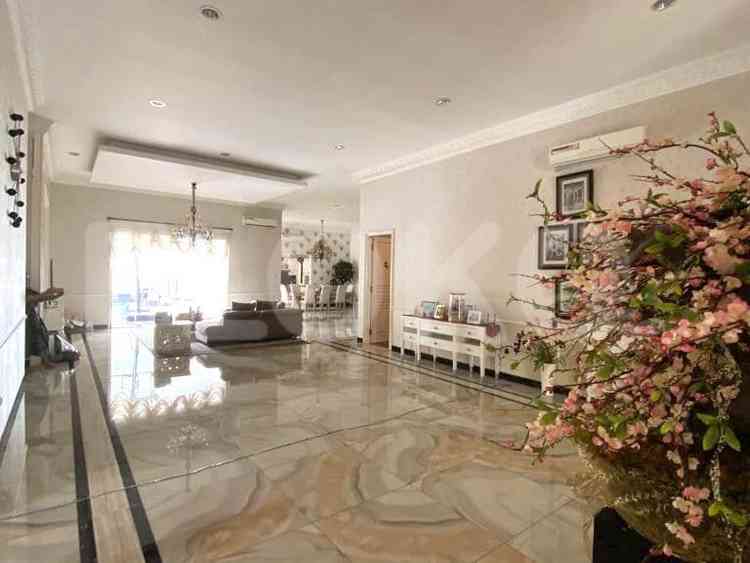 Disewakan Rumah 4 BR, Luas 900 m2 di Menteng, Menteng 1