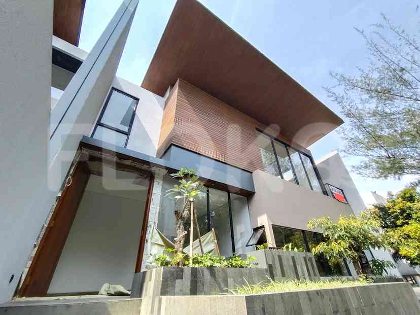 480 sqm, 5 BR house for sale in Sentul City, Bogor 1