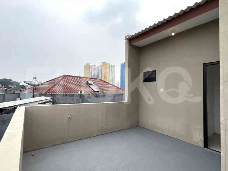 Dijual Rumah 3 BR, Luas 110 m2 di Cawang, Cawang 10