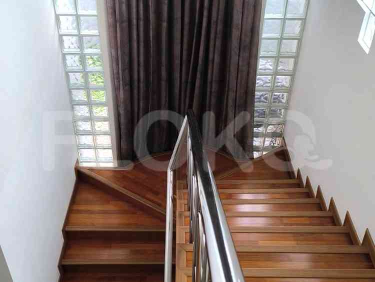 Dijual Rumah 4 BR, Luas 350 m2 di Cawang, Cawang 5