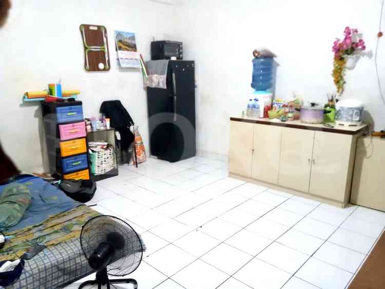 Dijual Rumah 2 BR, Luas 90 m2 di Dewi sartika, Cawang 5