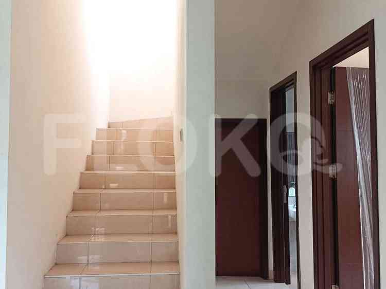 Disewakan Rumah 3 BR, Luas 125 m2 di Atmosphere 8/1, Sentul 8