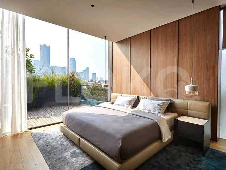 737 sqm, 3 BR house for sale in Tulodong, SCBD 3