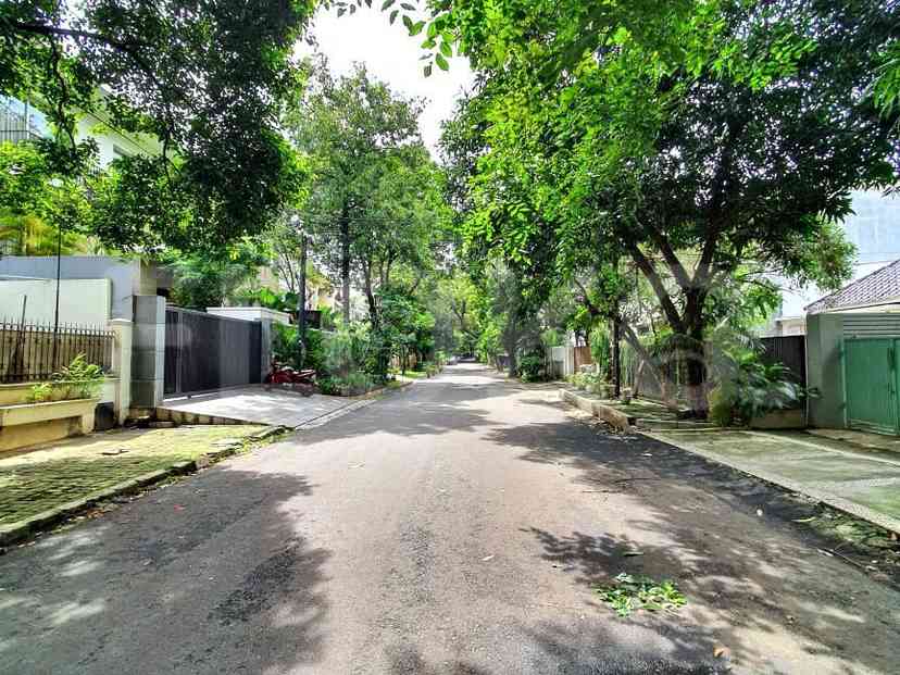 317 sqm, 3 BR house for sale in Erlangga, SCBD 6