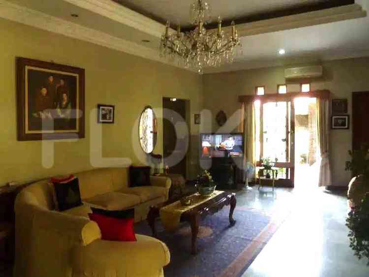 450 sqm, 4 BR house for sale in Tulodong, SCBD 1