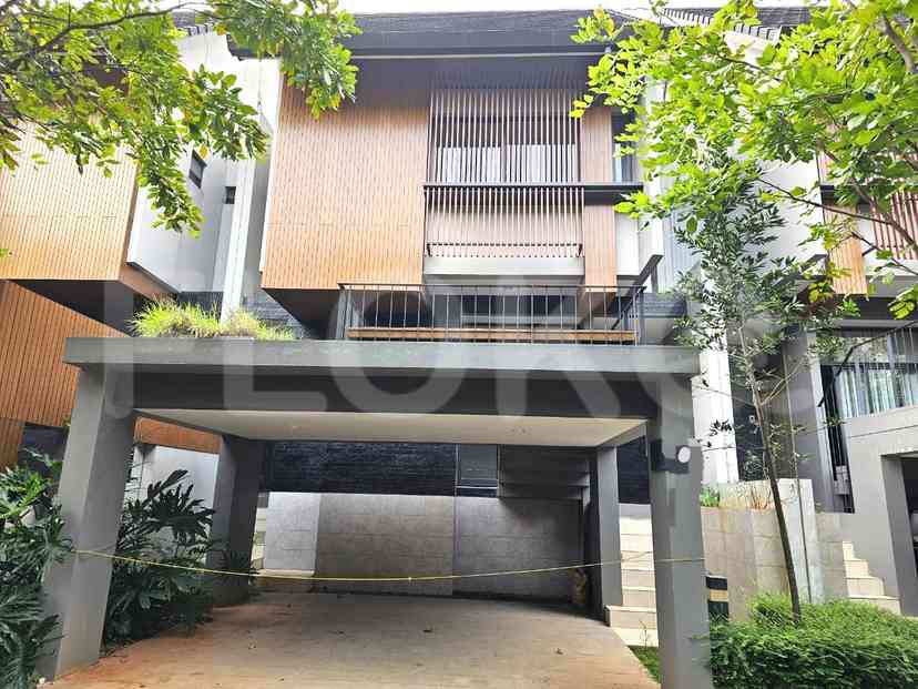 Disewakan Rumah 4 BR, Luas 146 m2 di Cluster Caelus Greenwich, BSD 2