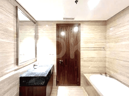 143 sqm, 29th floor, 3 BR apartment for sale in Setiabudi 7