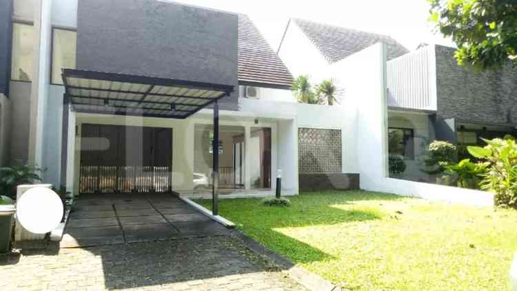 Disewakan Rumah 4 BR, Luas 316 m2 di BSD, BSD 1