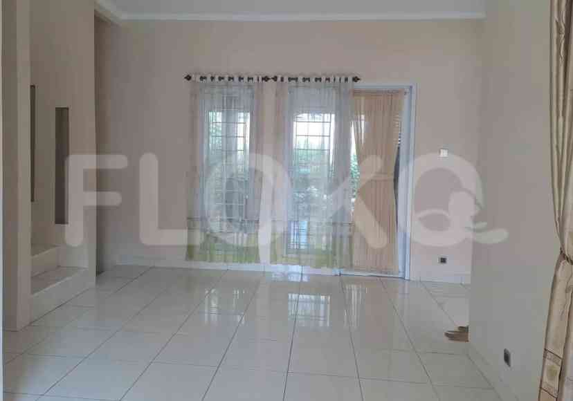 Disewakan Rumah 3 BR, Luas 162 m2 di Serpong Park, BSD 5