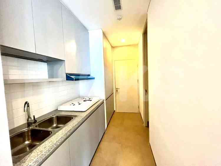 176 sqm, 25th floor, 3 BR apartment for sale in TB Simatupang 3