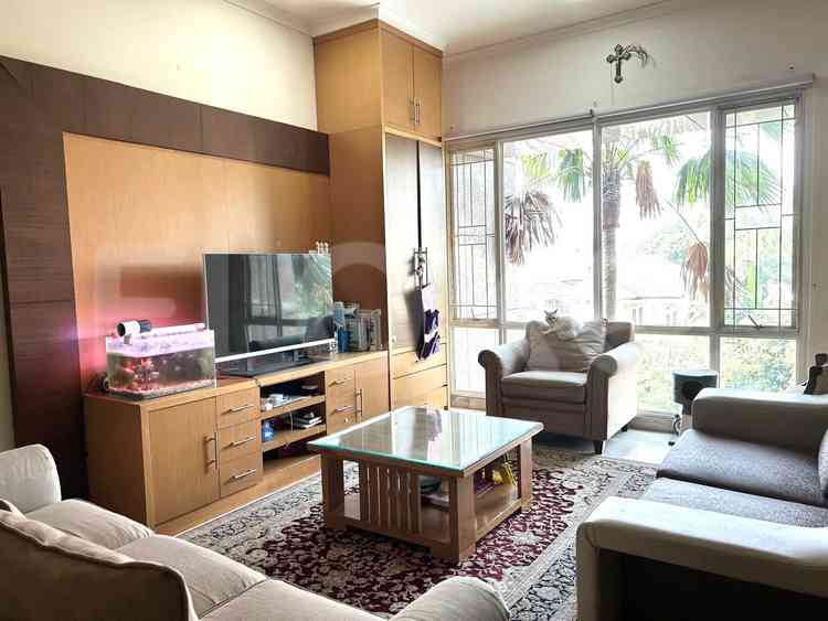 Dijual Apartemen 2 BR, Lantai 21, Luas 160 m2 di Kebayoran Lama 2