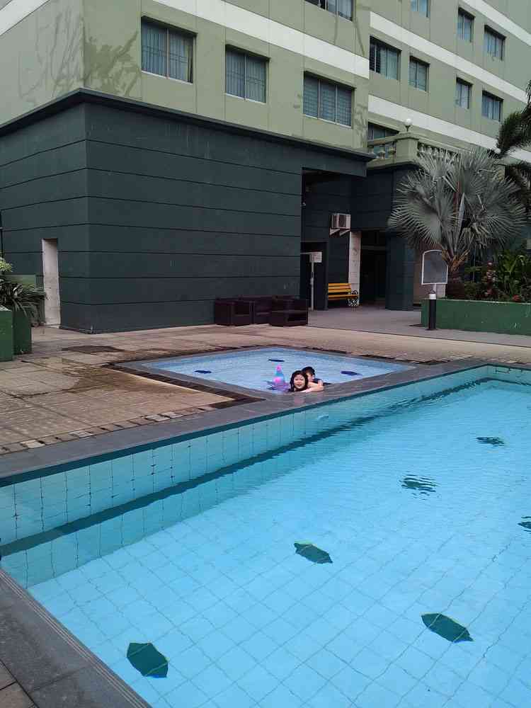 Permata Senayan_Swimming Pool.jpg