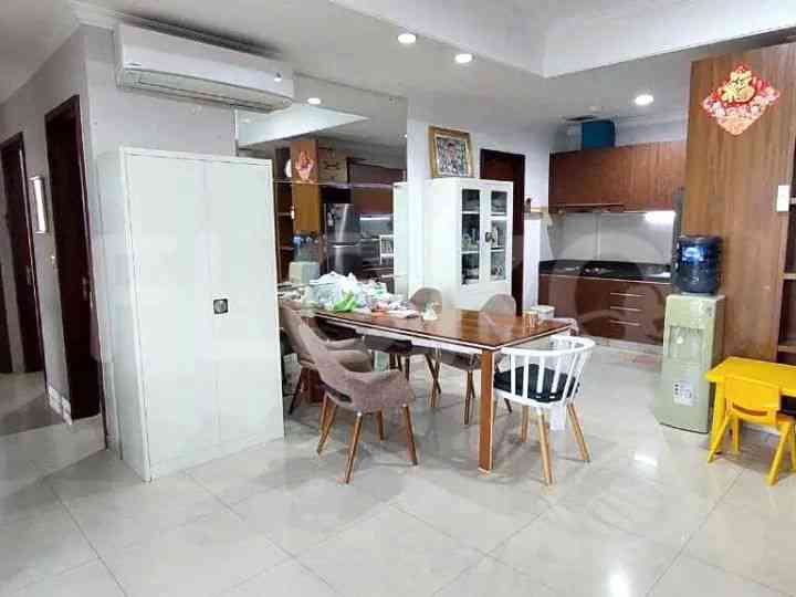 135 sqm, 8th floor, 4 BR apartment for sale in Setiabudi 1