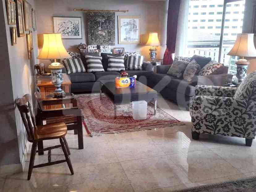 178 sqm, 20th floor, 3 BR apartment for sale in Tanah Abang 3