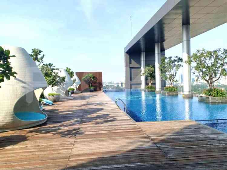 Dijual Apartemen 4 BR, Lantai 1, Luas 146 m2 di Senayan 1