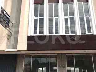 110 sqm, shophouse for sale in Kota Wisata Cibubur, Bogor 1