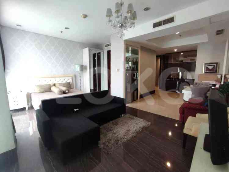 Dijual Apartemen 1 BR, Lantai 2, Luas 56 m2 di Gatot Subroto 2