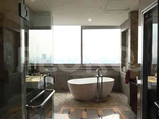 Dijual Apartemen 4 BR, Lantai 1, Luas 320 m2 di SCBD 7