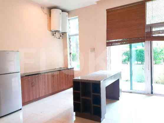 543 sqm, 10th floor, 4 BR apartment for sale in Gandaria 5