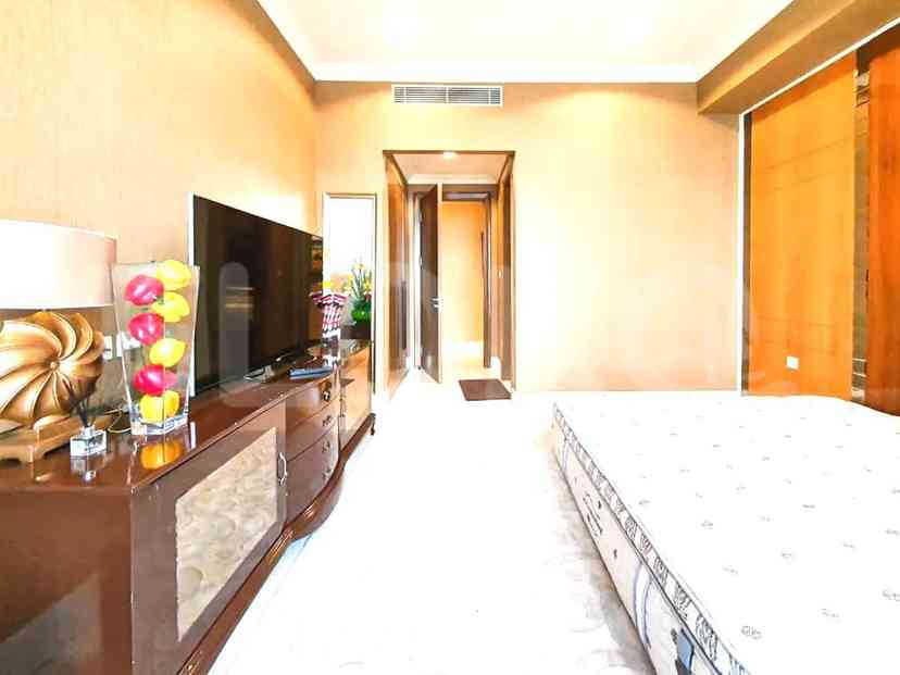 Dijual Apartemen 3 BR, Lantai 30, Luas 288 m2 di Simprug 5