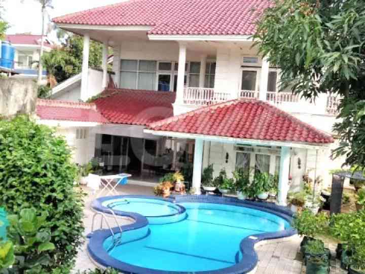 Dijual Rumah 5 BR, Luas 1000 m2 di Jl. Margasatwa, Cilandak 3