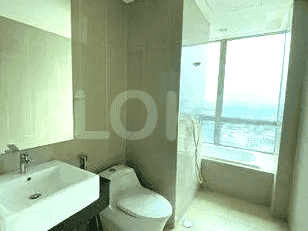 Dijual Apartemen 3 BR, Lantai 25, Luas 153 m2 di Kembangan 8