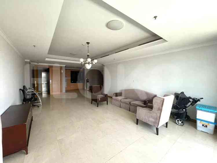 Dijual Apartemen 3 BR, Lantai 32, Luas 225 m2 di Menteng 1