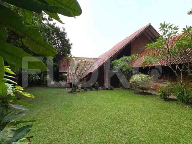 200 sqm, 6 BR house for sale in Jl. Moh Kahfi I, Ragunan 9