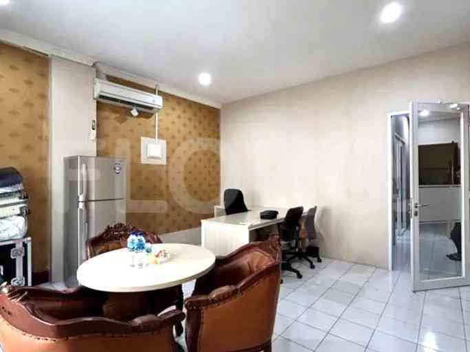 300 sqm, shophouse for sale in Jl. Merpati, Tebet 3