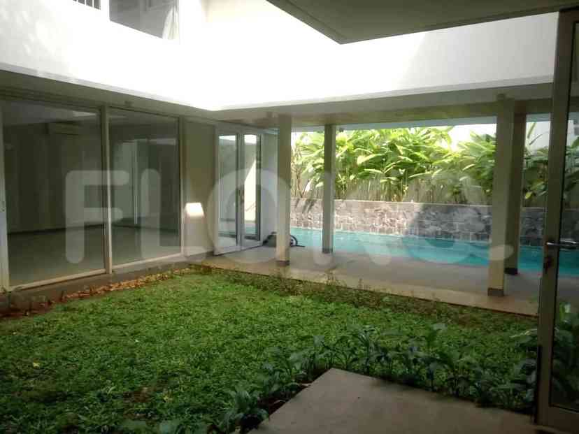 400 sqm, 4 BR house for rent in jl. Jaya Mandala, Mega Kuningan 9