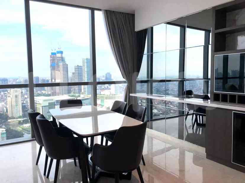 Dijual Apartemen 3 BR, Lantai 29, Luas 169 m2 di Tanah Abang 7