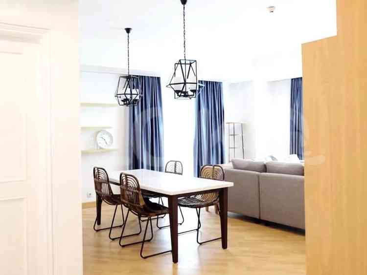 199 sqm, 27th floor, 4 BR apartment for sale in TB Simatupang 2