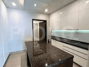 217 sqm, 15th floor, 3 BR apartment for sale in Sudirman 4