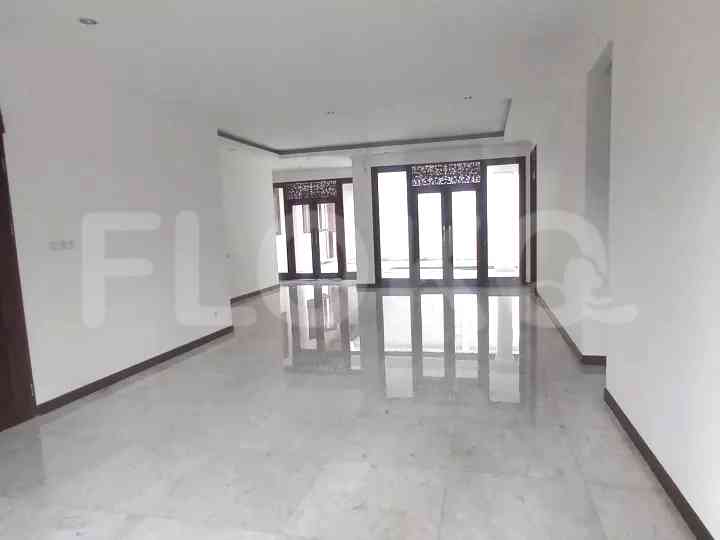 1509 sqm, 9 BR house for rent in Jl Patra Kuningan, Mega Kuningan 5